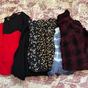 Women’s size small clothing bundle